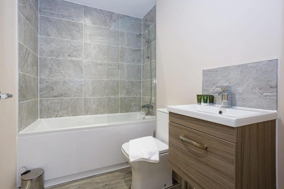 Modern And Stylish 1 Bed Apartment Manchester Eksteriør bilde